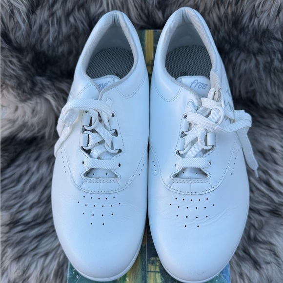 SAS Shoes - SAS Freetime Women's Athletic Shoes - White